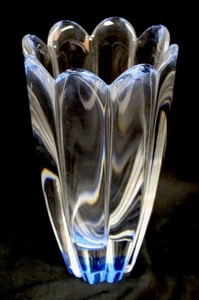 Vintage Orrefors Sweden 'Mayflower' 8.75” BLUE Crystal Vase By Jan Johansson - Picture 1 of 15