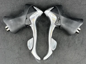 COLLECTOR GRADE Shimano DURA-ACE 7700 ST-7700-C 2x9-Speed STI Lever Set - Picture 1 of 18