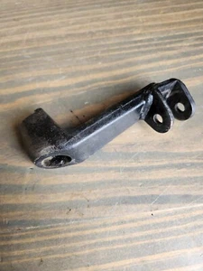 2001 KAWASAKI VULCAN 500 LEFT FRONT FOOT REST PEG STEP  34003-1437 - Picture 1 of 6