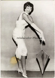 Juliet Prowse comprometida con Frank Sinatra, foto original de 1962 - Imagen 1 de 1