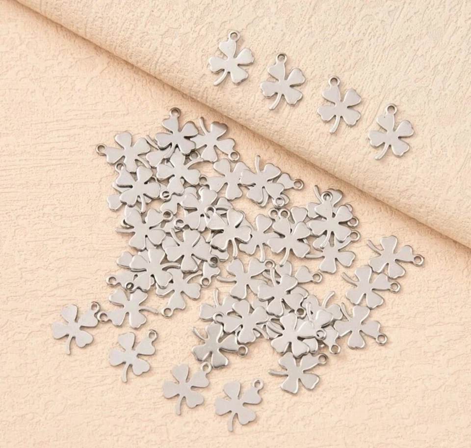 10 pz charms ciondoli Quadrifoglio in acciaio inox 13x9mm colore argento scuro - Immagine 1 di 1