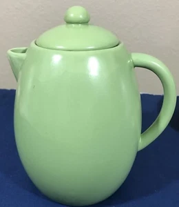 STARBUCKS COFFEE 32 OZ GREEN CERAMIC CARAFE / PITCHER WITH LID - Picture 1 of 8