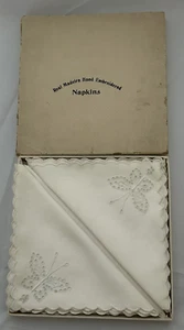 6 Vintage Madeira White Linen Napkins Eyelet Hand Embroidered Butterfly in Box - Picture 1 of 8