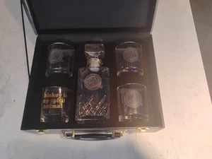 Dave & Buster's Cocktail Set - Picture 1 of 7