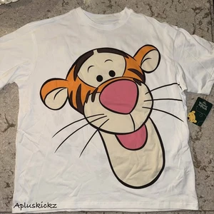 Disney Parks Winnie Puuh TIGGER Vintage Style Big Face Shirt Erwachsene Gr. XL Neu mit Etikett - Bild 1 von 4