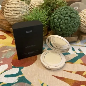 2024 Laura Mercier Ultra-Blur Translucent Pressed Powder New - Picture 1 of 9