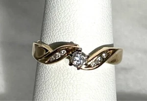 YELLOW GOLD 0.15 CARAT DIAMOND ENGAGEMENT RING SIZE 7 - Picture 1 of 10
