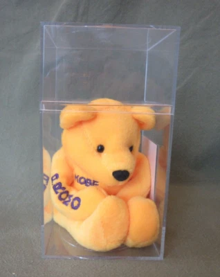 Salvino's B-Ball Bammers 1999 oso promocional "KOBE BRYANT #8" con estuche de plexiglás Foto 1 de 4