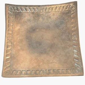 Bandeja cuadrada de metal para servir cuenco borde tallado diseño azteca elegante Lodge 11 pulgadas - Imagen 1 de 4
