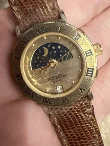 Axcess Women Moon Phase Gold Quartz Watch Needs Battery Burberry Band - Picture 1 of 10