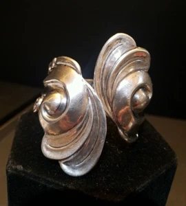 Antonio Renia Sterling wide  Clapper cuff 1.5 oz. 1950s-60s Mexico Hallmarks  - Picture 1 of 10