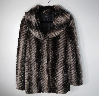 ALFANI Faux Fur 90’s Mink Look Wms L Coat  Brown Layered Hidden Snaps Lined EUC - Image 1 of 4