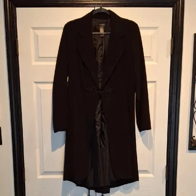 Gabardina Bisou Bisou negra profunda elegante ropa formal Foto 1 de 4