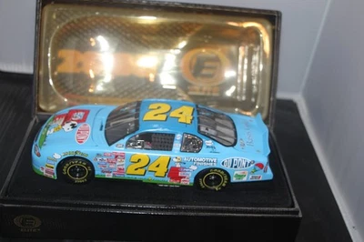 Jeff Gordon RCCA ELITE #24 2000 DuPont Peanuts 1/24 Nascar Diecast 1313/3456 Foto 1 de 2