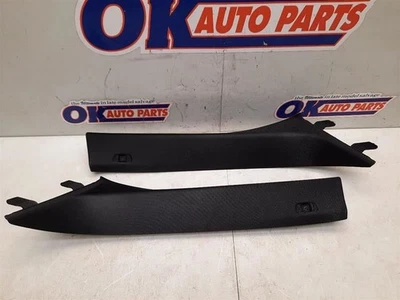 BMW 540i 2020 fabricante de equipos originales izquierda y derecha juego de molduras de pilar negro  Foto 1 de 4