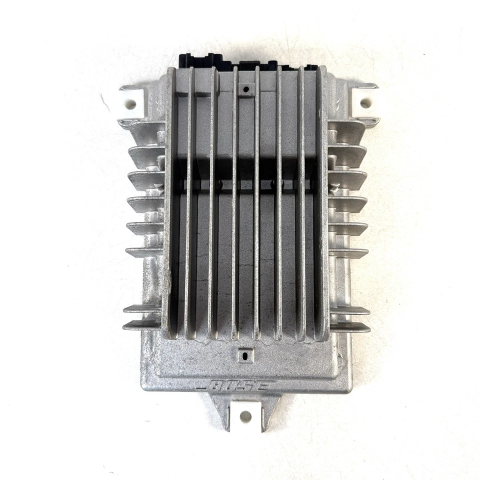 2010-2012 凯迪拉克 SRX 音频收音机扬声器 放大器 Sound Bose 原始设备制造商 20918769 — 第 1/4 张图片