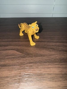 Rainforest Cafe Toy Maya Leopard Poseable Figure Cheetah Disney World - Picture 1 of 3