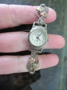 Reloj Black Hills Oro CCO Damas Hoja Uva Diseño Esterlina 12k - Imagen 1 de 5