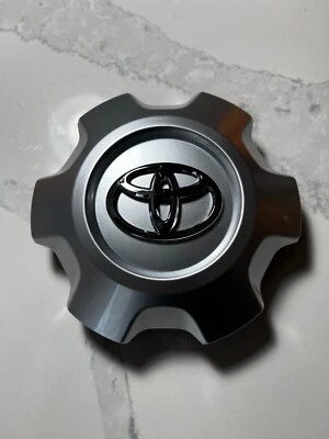 1 PC TOYOTA TUNDRA 2003 2004 2005 2006 WHEEL CENTER HUB CAP SILVER 560-6944 — 第 1/4 张图片