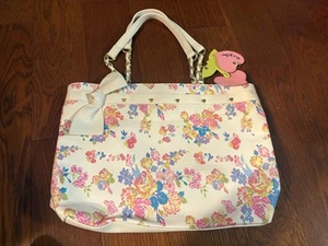 Betsey Johnson Floral Bow Scalloped Tote Handbag Pink White - Picture 1 of 10