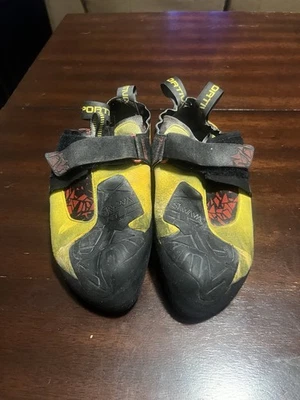 Zapatos de escalada La Sportiva Skwama - talla 8,5 para hombre/41,5 - ¡Suelas nuevas! Foto 1 de 4