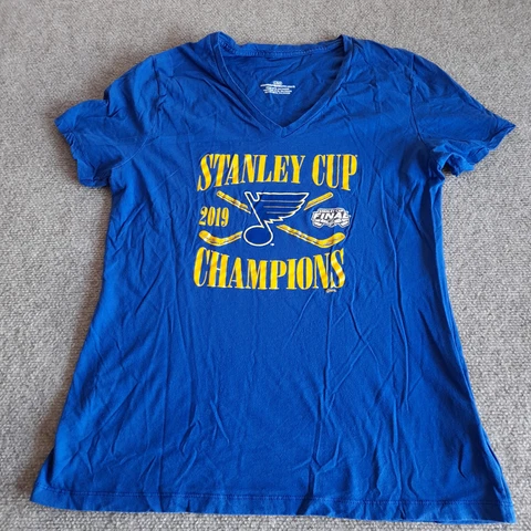 St Louis Blues Shirt Adult L Stanley Cup Champions 2019 NHL Hockey Ladies Cover