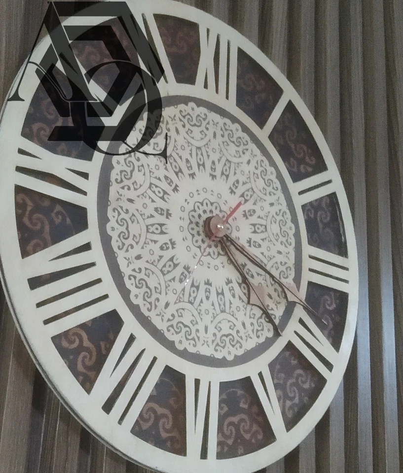 WALL CLOCK WOODEN CRAFT - Image 1 of 4