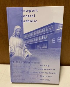 Newport Central Catholic High School 2004 Alumni Directory VG No markings - Bild 1 von 8