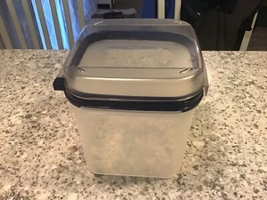 Tupperware Modular Mates 17 Tassen #1621 Behälter + Klappdeckel blau - Bild 1 von 3