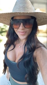 Quay Australia Medium Nightfall Black/ Futuredusk Poppy Sunglasses Unisex - Picture 1 of 15