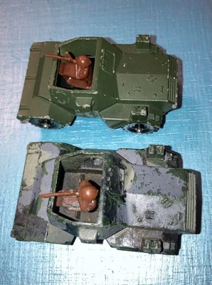 2 Vintage Corgi Jr's Army Daimler Scout Cars moving gunner made in Great Britain - Image 1 of 4