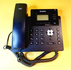YEALINK SIP-T40G BUSINESS IP PHONE 2.3" BACKLIT LCD DUAL PORT GIGABIT ETHERNET - Picture 1 of 8