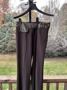 Pantaloni smoking Absolu Comfort Paris Mid Rise in pelle Cummberbund Francia taglia 38 vintage - Foto 1 di 24