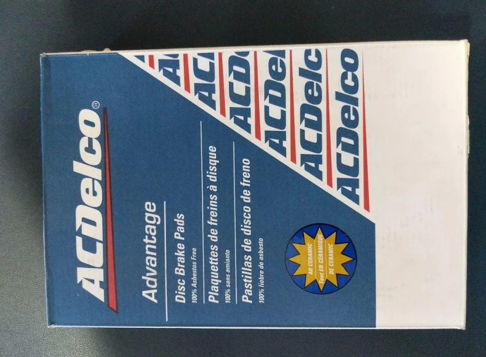 Juego de pastillas de freno delanteras de cerámica ACDELCO para Powersports 85471563 Foto 1 de 4