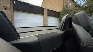 Clear Acrylic Wind Blocker for Mercedes R172 SLK/CLK Roadster 2011-2020 - Picture 1 of 3