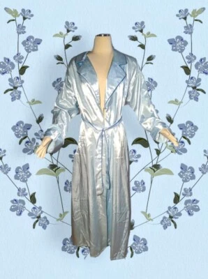 DE COLECCIÓN ROPA INTERIOR Bata Larga Bebé Azul Salón SATÉN RICA Forrada de Vellón Talla Mediana Foto 1 de 4