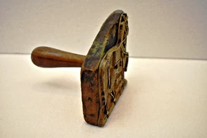 Antique Wooden Brass Printing Stamp - Vintage Block Print Tool Horse Design Rare - Picture 1 of 10