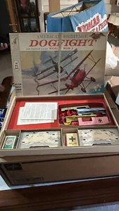 American Heritage DOGFIGHT WWI Air Battle Board Game Milton Bradley - Picture 1 of 3