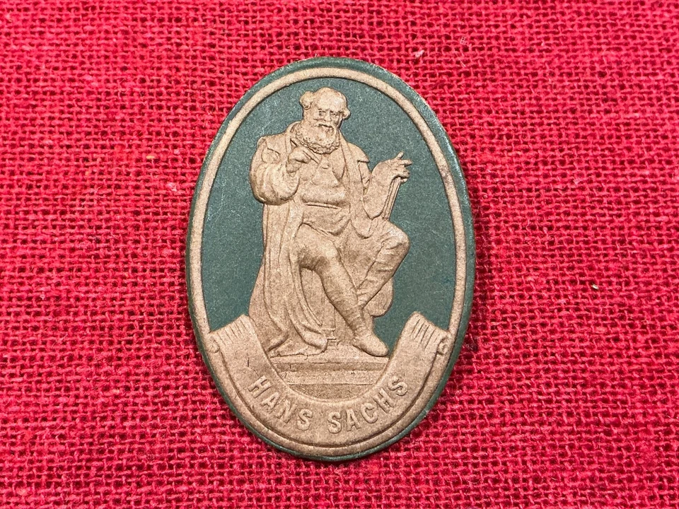 HANS SACHS WHW (ALIVIO DE INVIERNO) TARJETA DE RECAUDACIÓN DE FONDOS EN RELIEVE dramaturgo y poeta alemán Foto 1 de 3