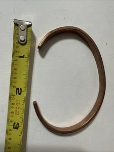 Pulsera de cobre puro hecha a mano hecha en África - Imagen 1 de 3