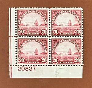US stamps SC# 698 regular issue plate block of 4, MNH - Picture 1 of 2