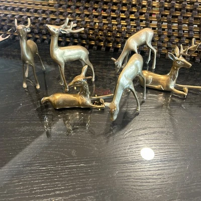 Juego de 6 renos de latón macizo Foto 1 de 4