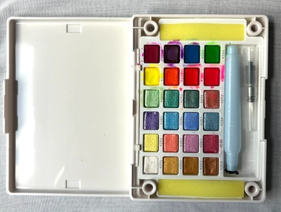 Акварели Sakura Koi — набор из 24 кастрюль — металлические и флуоресцентные — слегка б/у  - Изображение 1 из 4