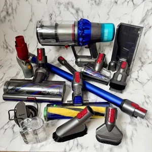 Dyson V15 SV22 Cordless Handheld Vacuum Professional Deep Cleaned REFURBED - Picture 1 of 24