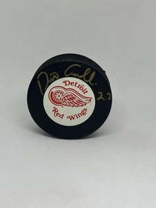 Detroit Red Wings Dino Ciccarelli Autographed Hockey Puck - Picture 1 of 2