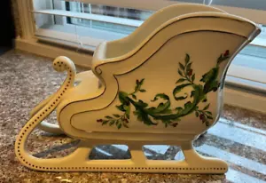 Vintage FTD Ceramic Christmas Sled Planter/Decor 6" x 9" x 3.5" - Picture 1 of 12