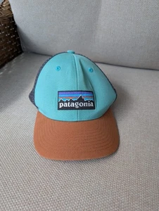 Patagonia Kids Size Logo Snapback Mesh Hat Teal Sporty Preppy Adjustable - Picture 1 of 5