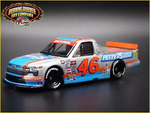 2024 Chevy Silverado 46 Thad Moffitt Petty 75Yrs Nascar Truck 1:64 Metal Coche - Imagen 1 de 8