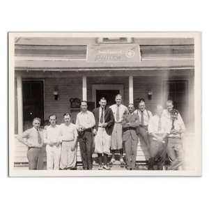 Philco Radio Fanatics - Vintage Photo - Early 1930s - Storefront - Boys Club - Imagen 1 de 2