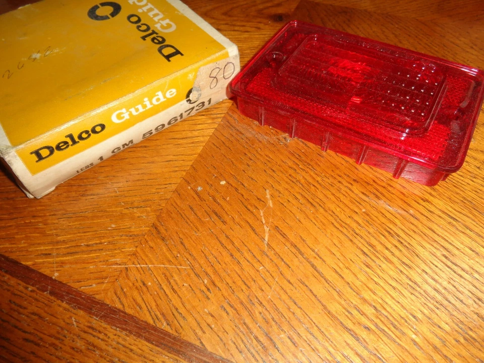 1969 Chevrolet Kingswood lanterna traseira nos GM 5961731  - Imagem 1 de 1